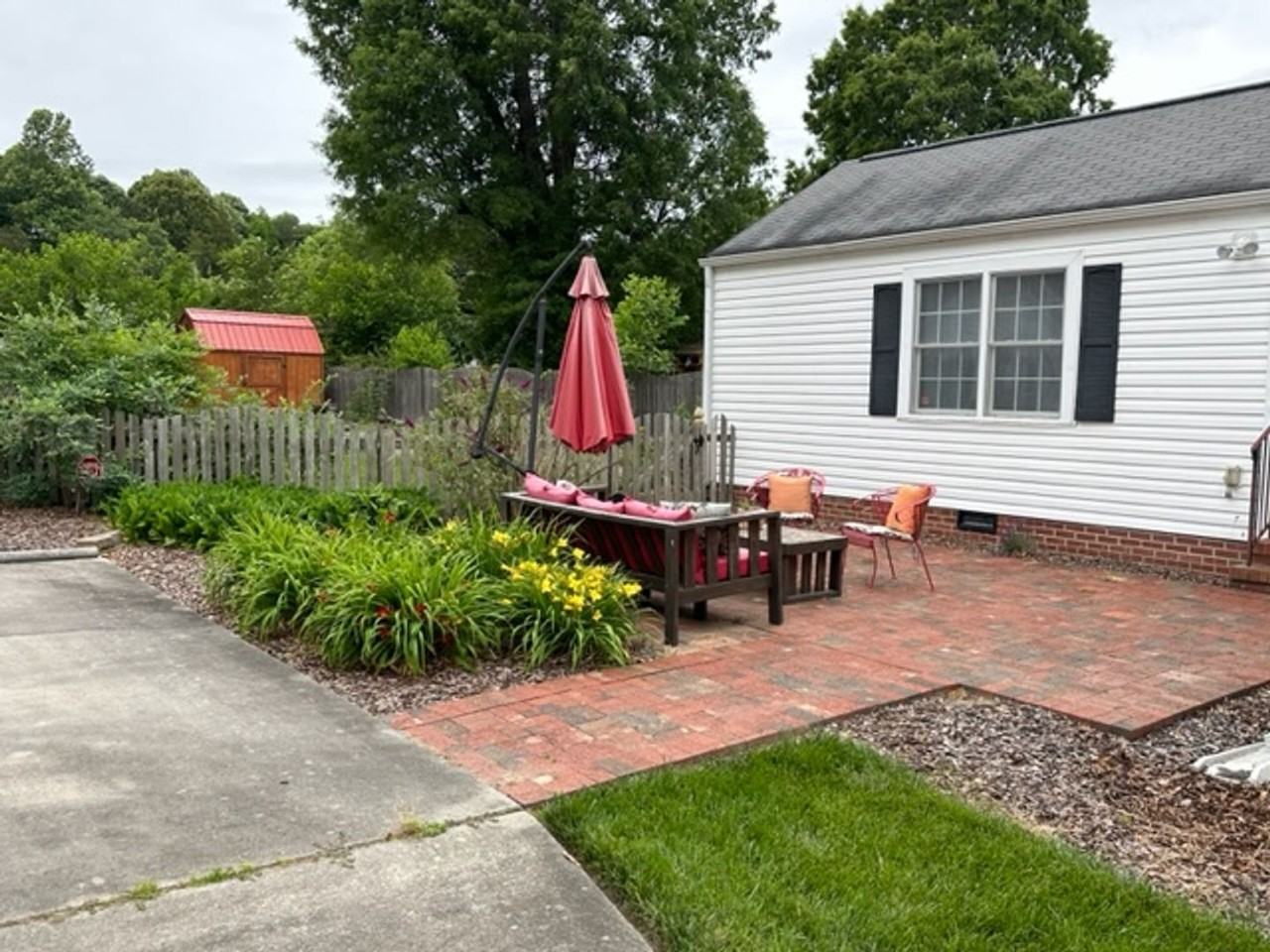 519 Dick Street - Photo 5 of 28