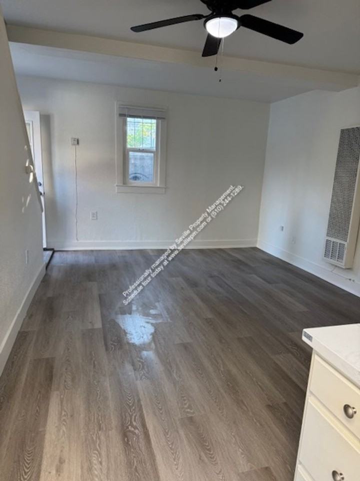 1033 Magnolia St - Photo 6 of 16