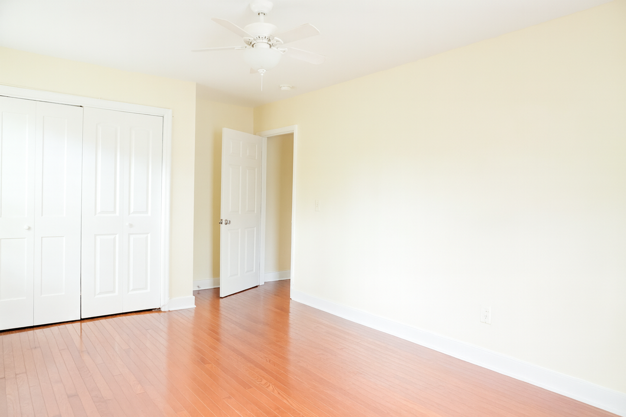 61 Cooper Street - Photo 4 of 9