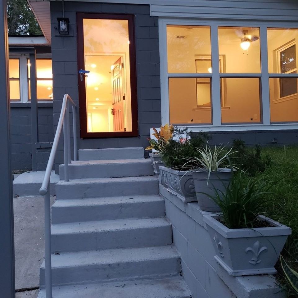 27 Stirling St - Photo 5 of 17