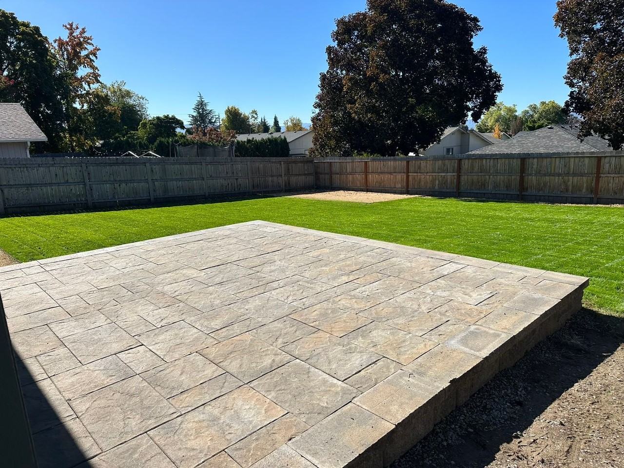 3061 Bron Cir - Photo 5 of 15