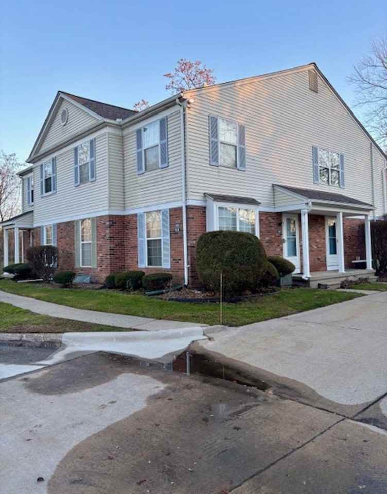 24674 Lake Meadow Drive