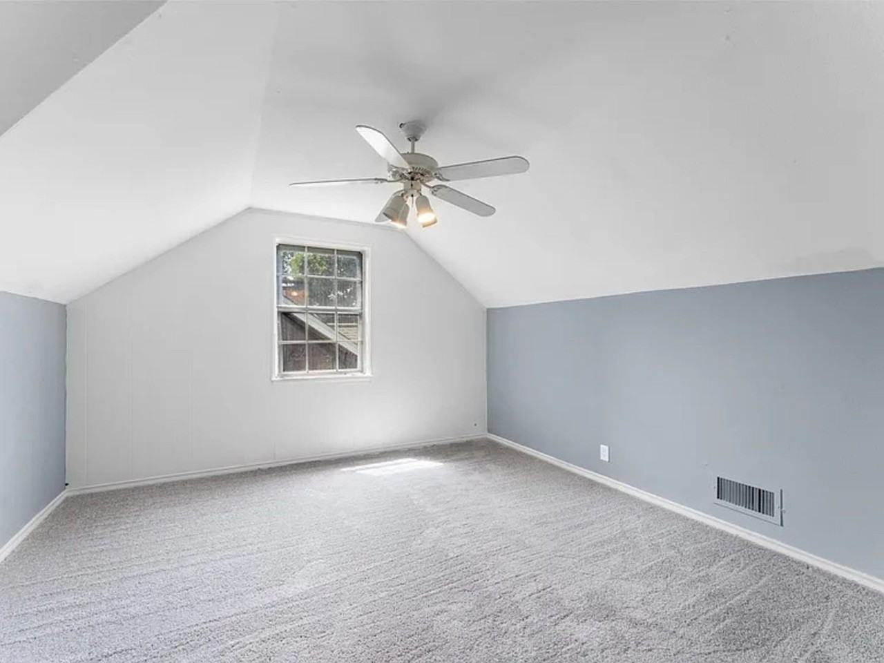 2405 Summit Drive - Photo 7 of 22