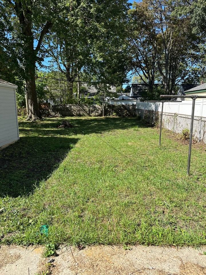 24117 Eton Avenue - Photo 2 of 8