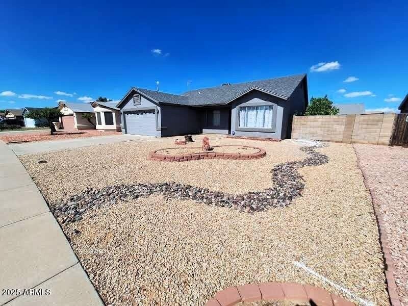 8512 W Tuckey Ln - Photo 2 of 26