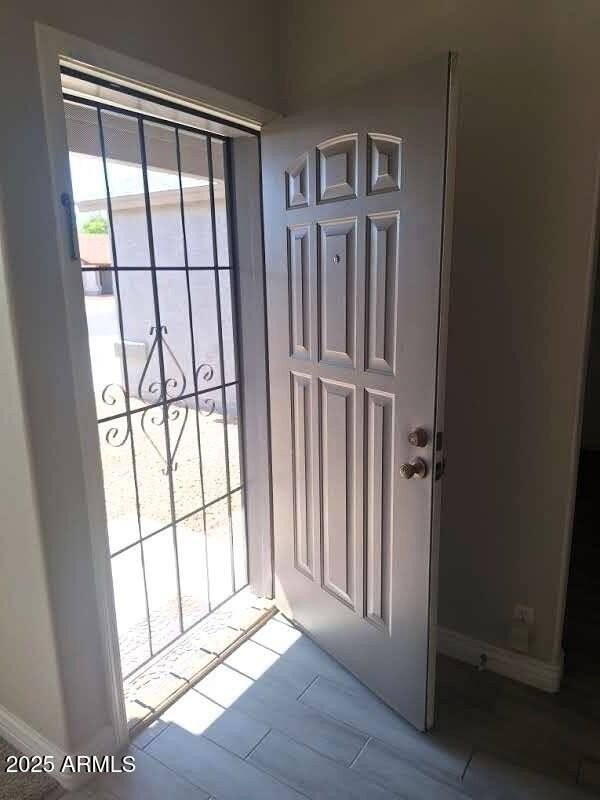 8512 W Tuckey Ln - Photo 3 of 26