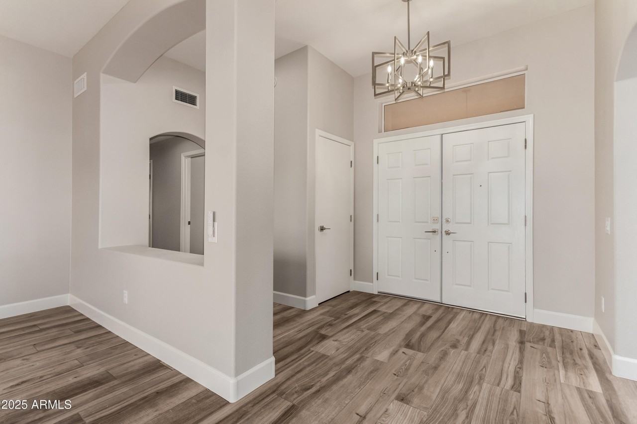 14608 W Horizon Dr - Photo 4 of 50