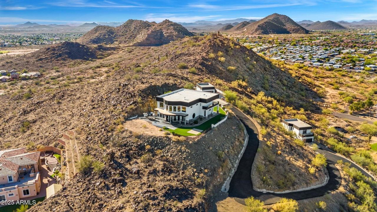 18812 N 22nd St - Photo 2 of 50