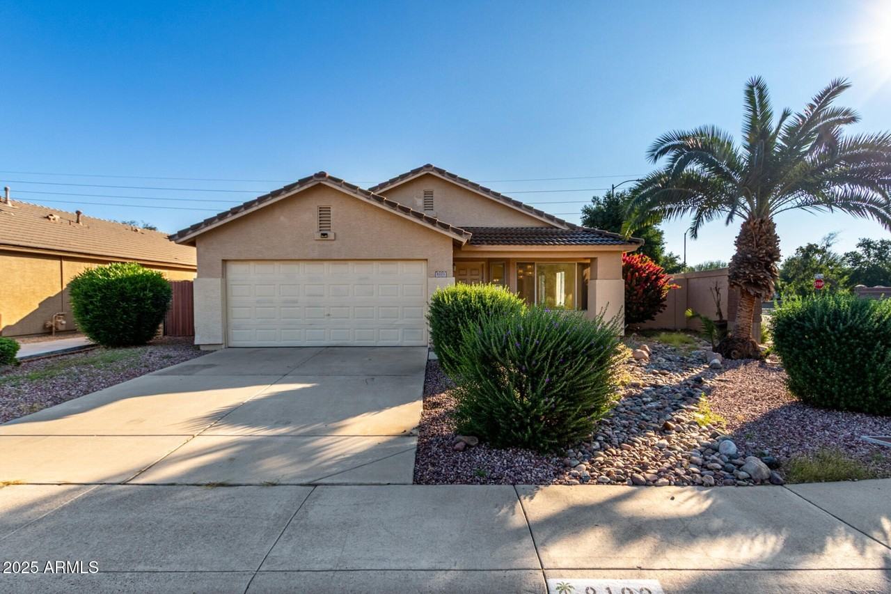 8103 W Tonto Ln - Photo 2 of 32