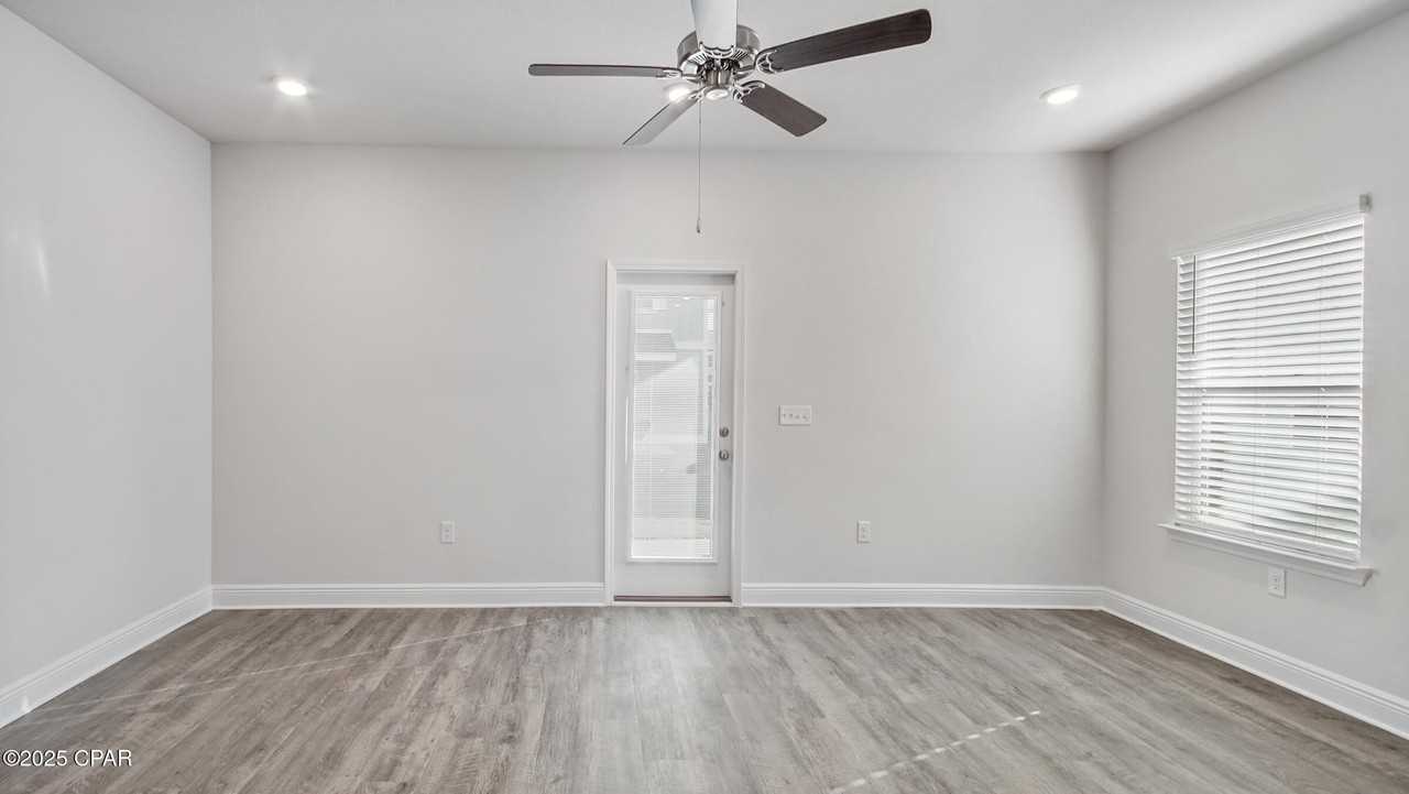 1674 Caleigh Ct - Photo 7 of 31