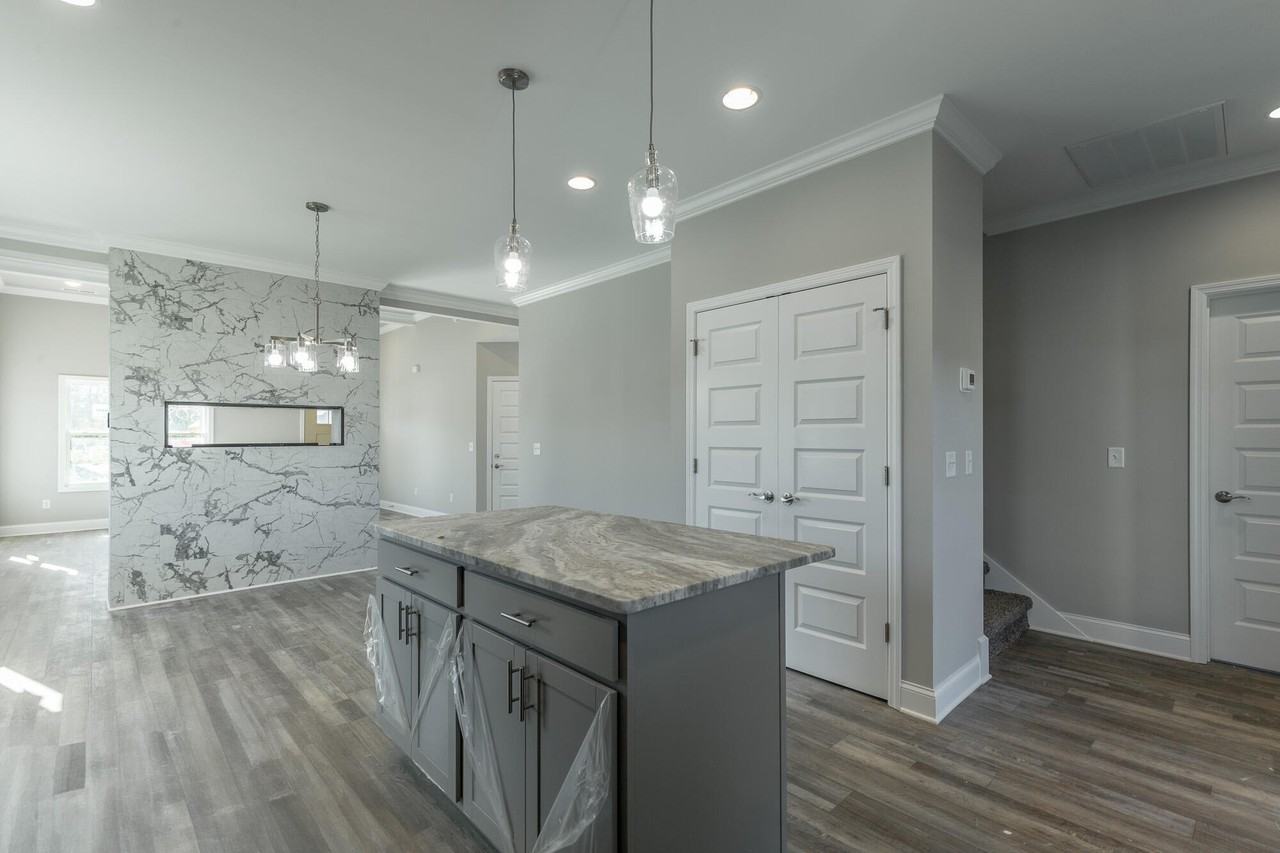 5085 Oop Rd - Photo 7 of 42