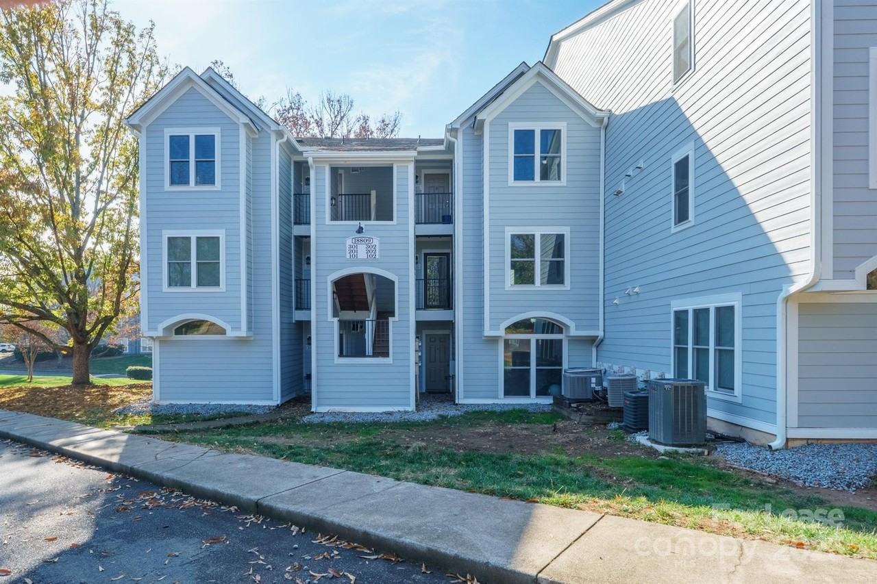 18809 Nautical Drive #202