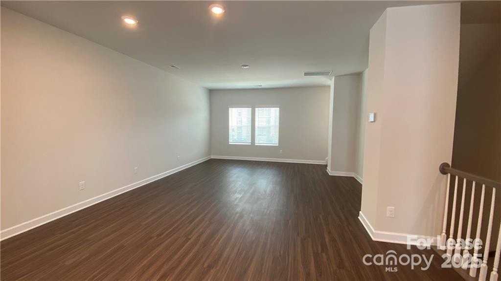 3860 Memorial Parkway #27 - Photo 3 of 9