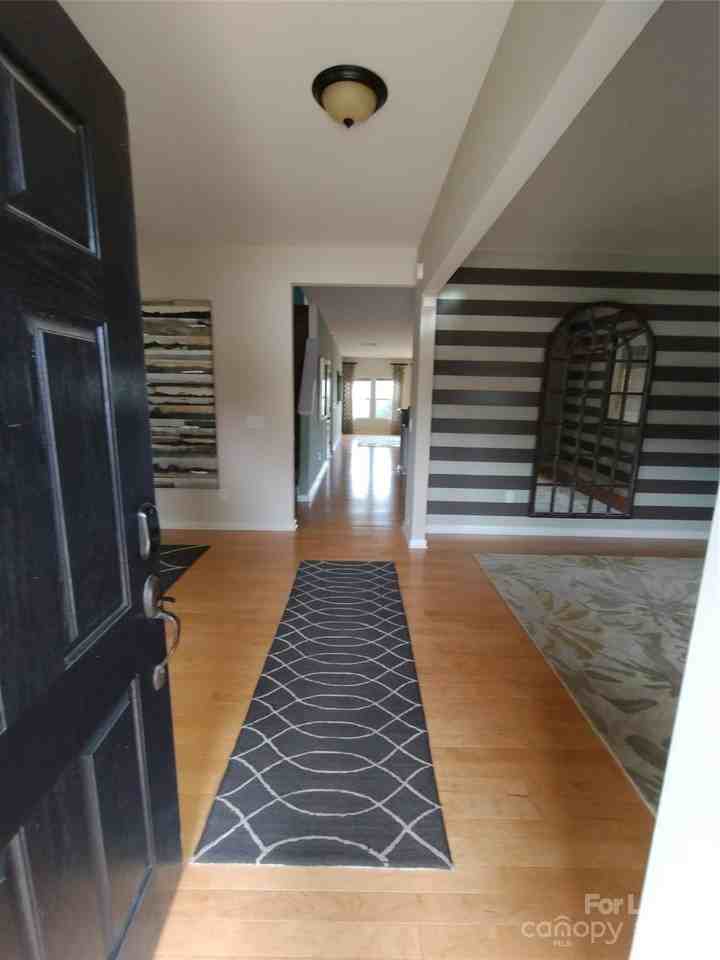 105 East Neel Ranch Road - Photo 4 of 23