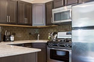 N Maplewood Ave & W Lawrence Ave - Photo 1 of 1