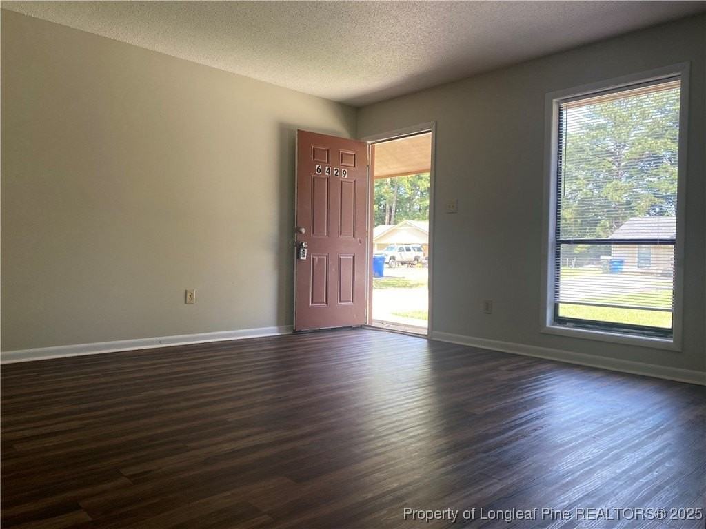 6429 Rockford Dr - Photo 2 of 15