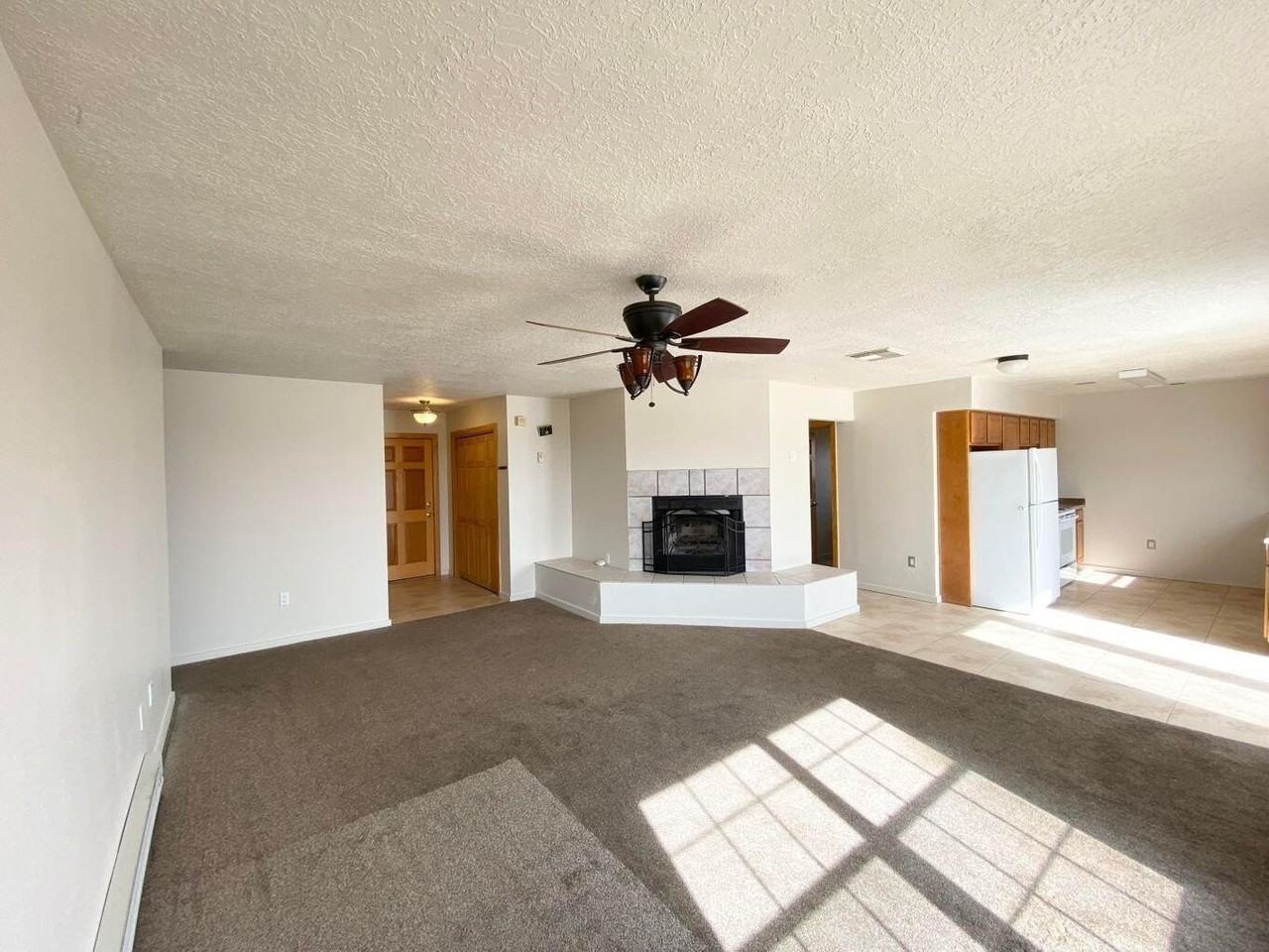 910 11th Avenue Northwest - Photo 3 of 22