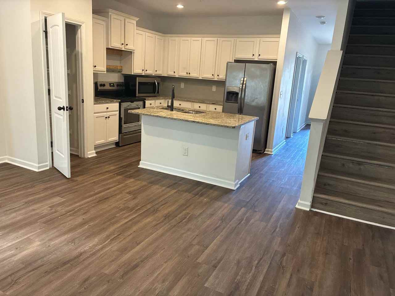 2993 Bayrose Cir - Photo 7 of 22