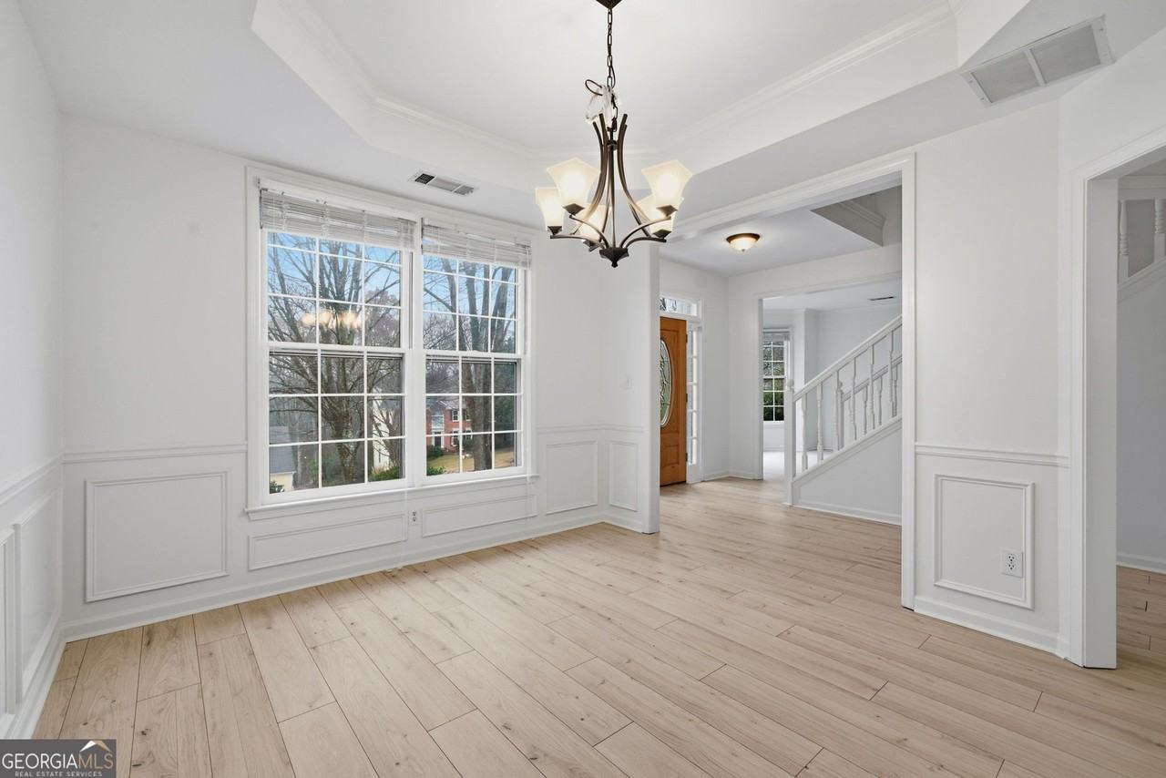 5868 Valine Way - Photo 6 of 32