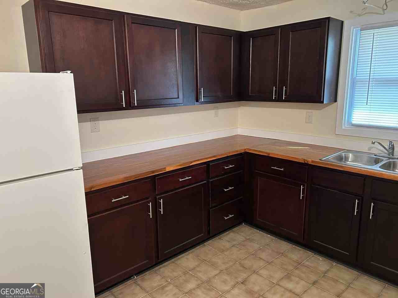 207 Mount Moriah Road - Photo 4 of 13