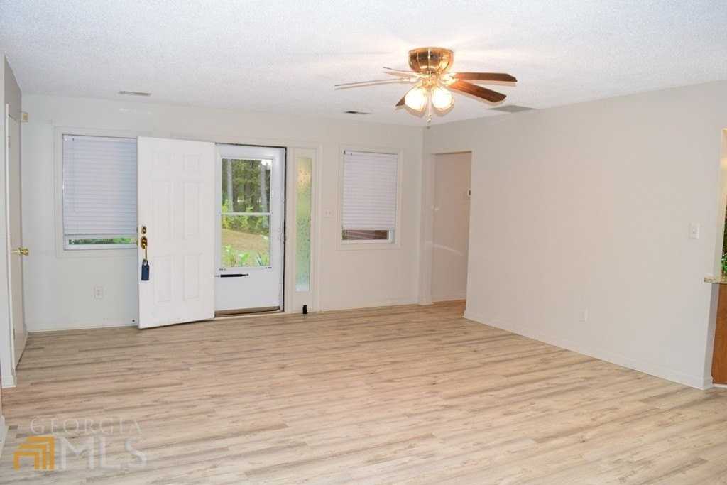 672 Andrew Bailey Rd - Photo 5 of 34