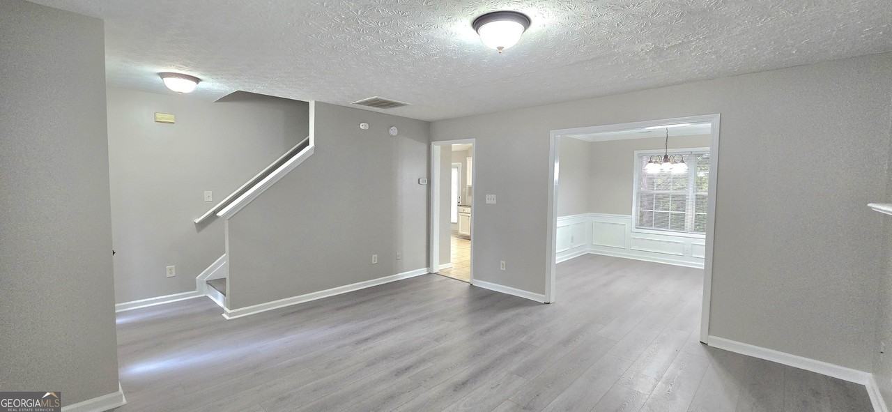 610 James Ridge Dr - Photo 6 of 50