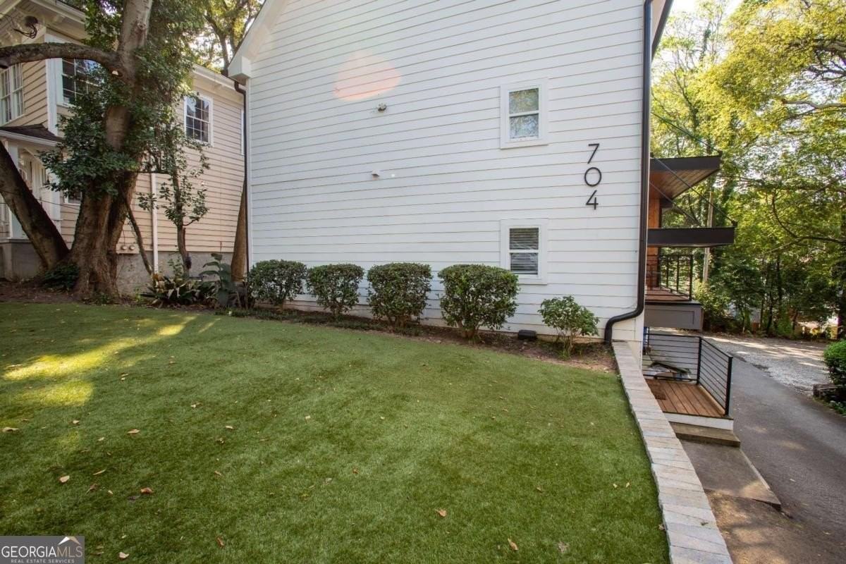 704 Durant Place Northeast #C - Photo 3 of 26