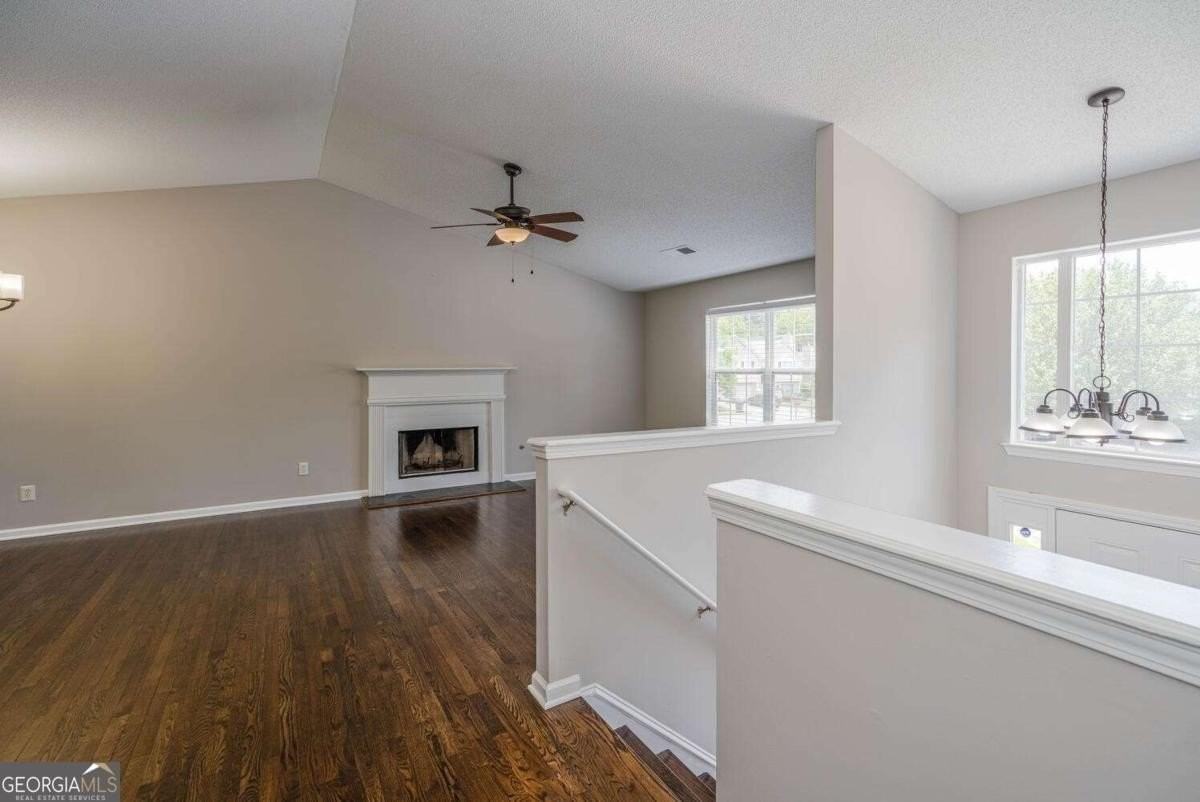 3272 Peach Court - Photo 6 of 50