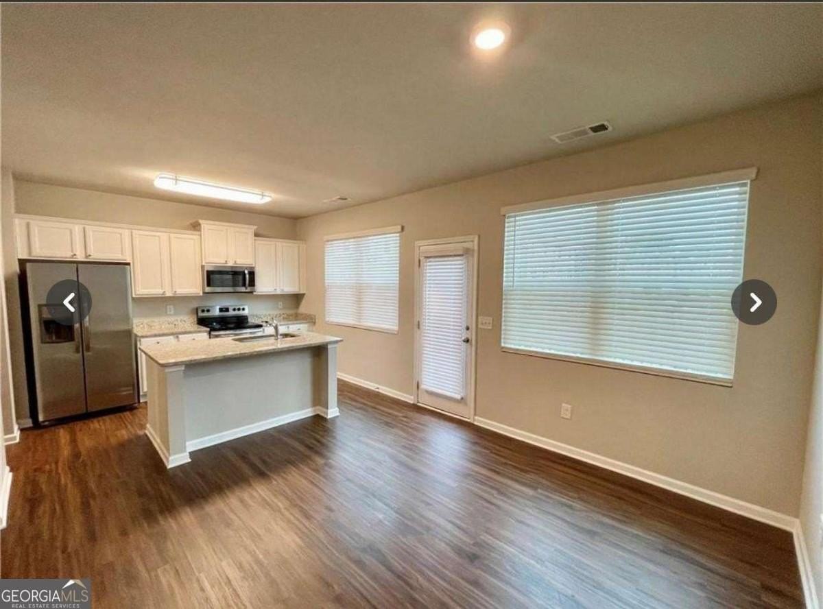 219 Turner Ln - Photo 7 of 15