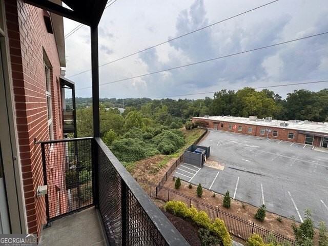 560 Dutch Valley Rd Ne Apt 2413 #2413 - Photo 2 of 13