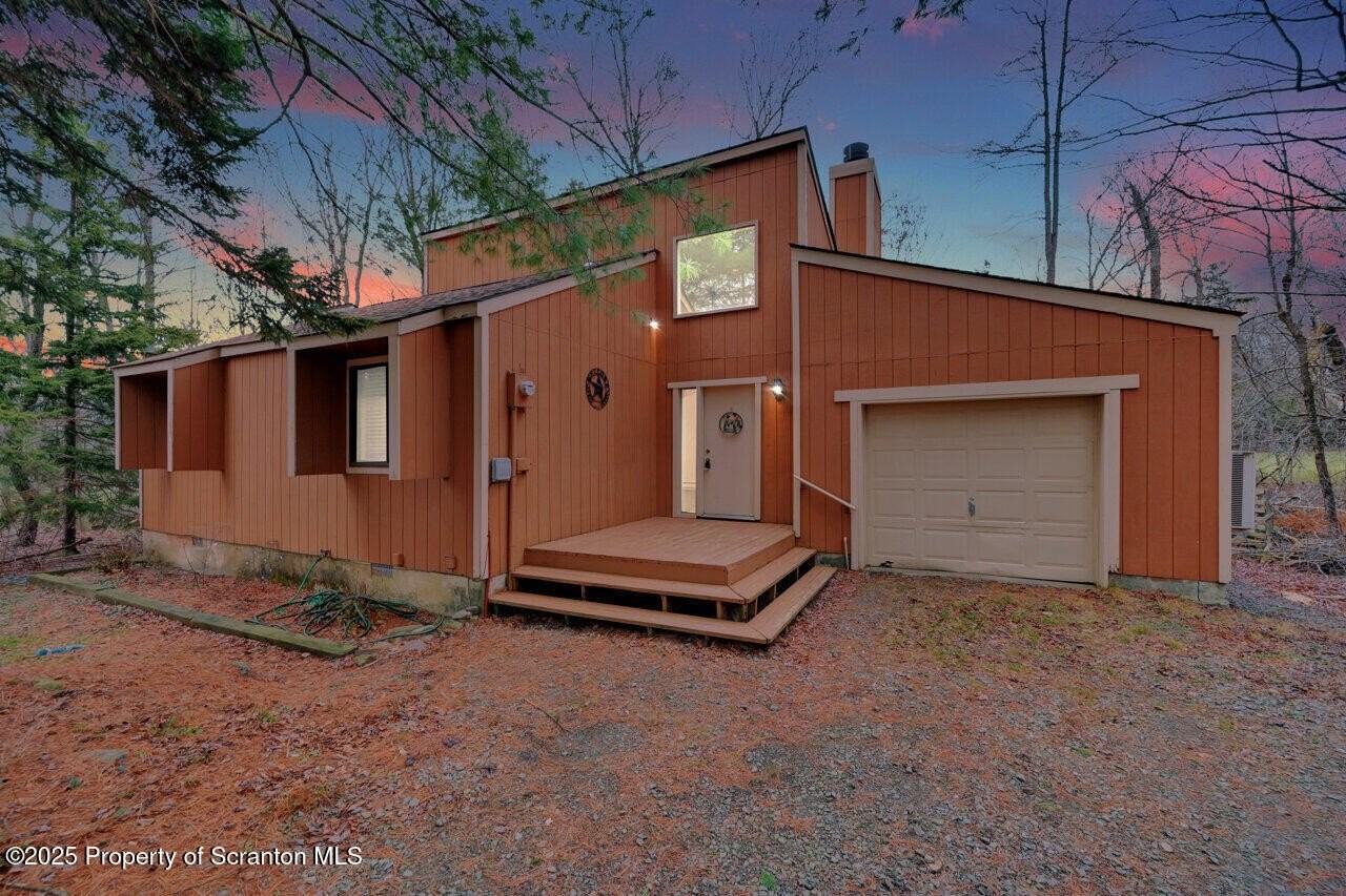 300 Lake Rd - Photo 2 of 50