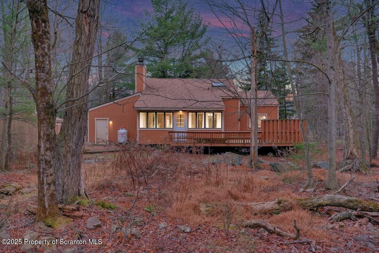 300 Lake Rd - Photo 4 of 50