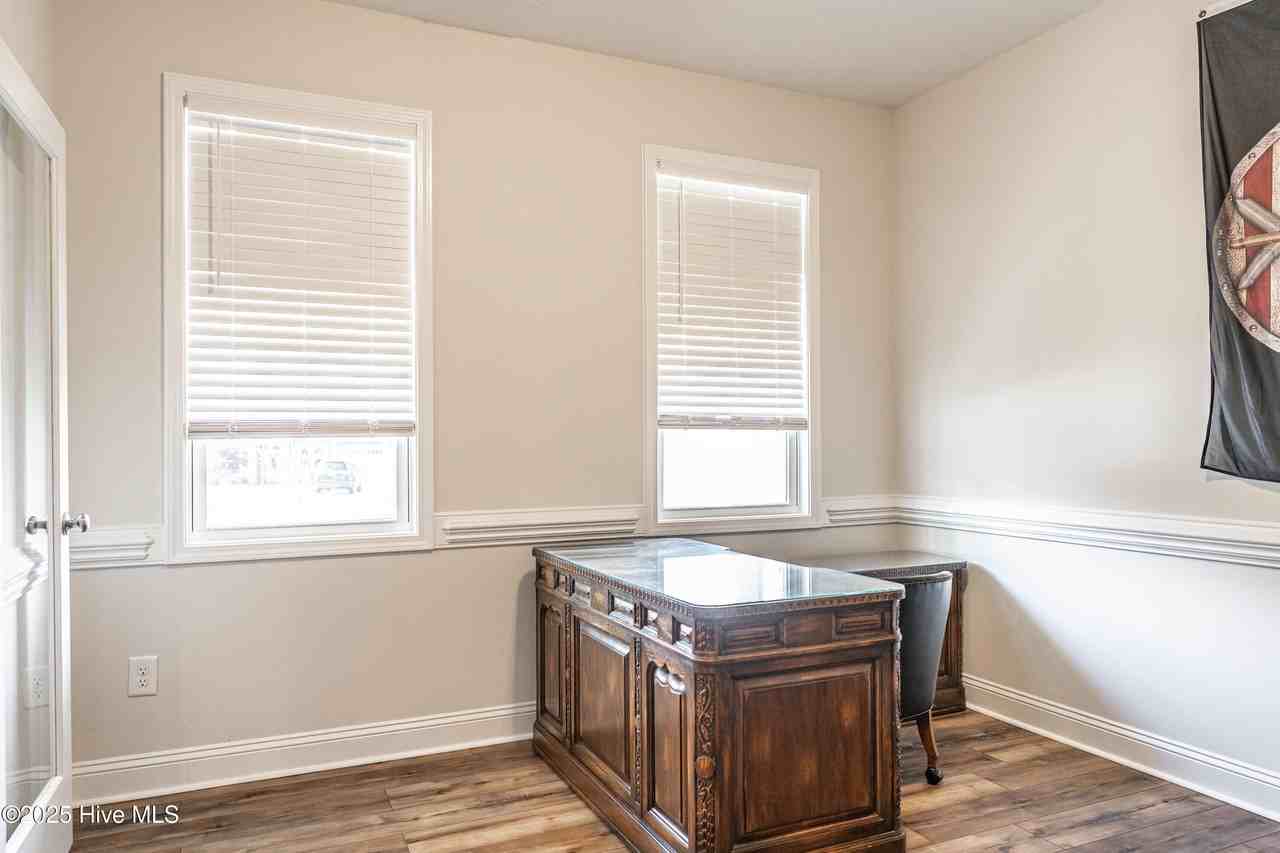 101 Bluegrass Ct - Photo 2 of 50