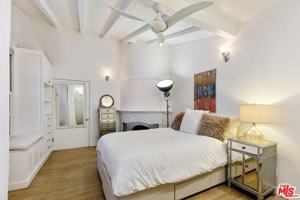 featured image of 1760 Nichols Canyon Road