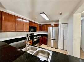 featured image of 10870 Northwest 88th Terrace #109