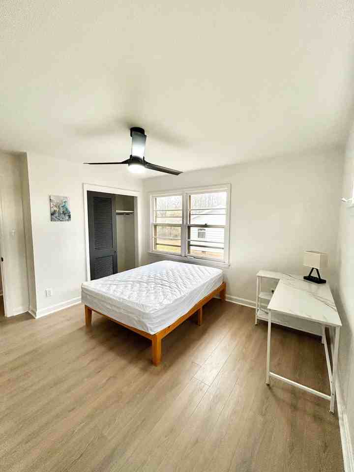 Anthony Dr - Photo 5 of 6