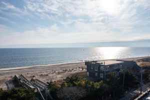 featured image of 400 Ocean View Walk