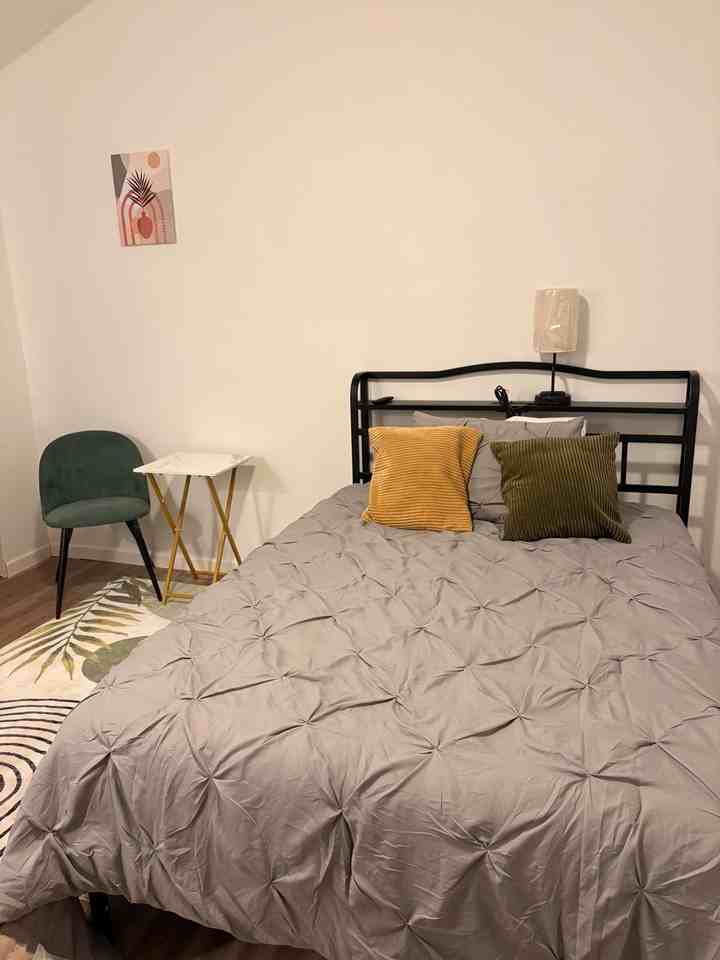 Carisbrook Ln - Photo 3 of 7