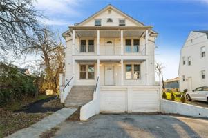 featured image of 59 Longdale Avenue #1L