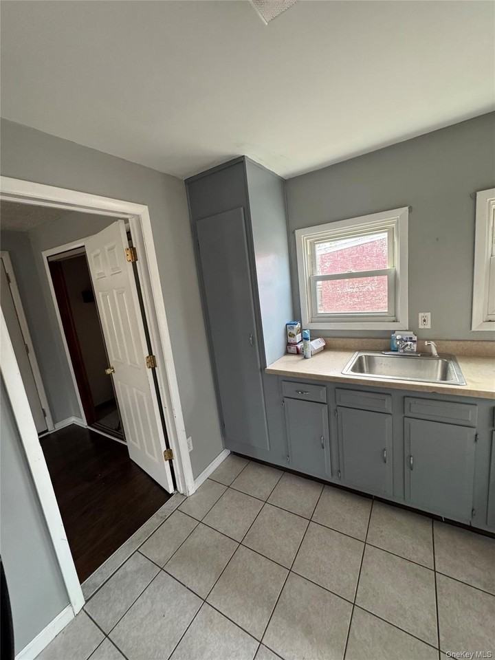 19 Columbus St Unit 2 #2 - Photo 3 of 7