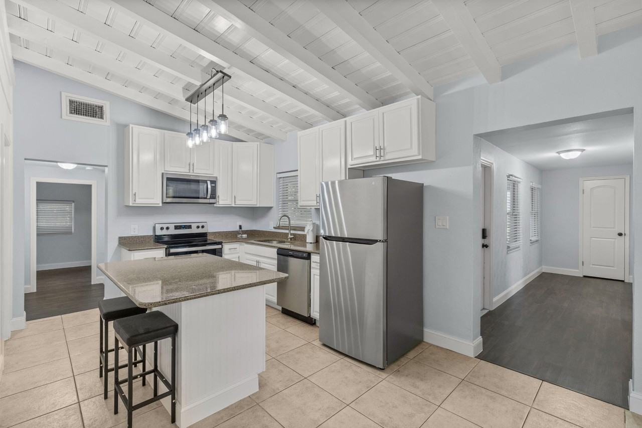 Burland St - Photo 3 of 9