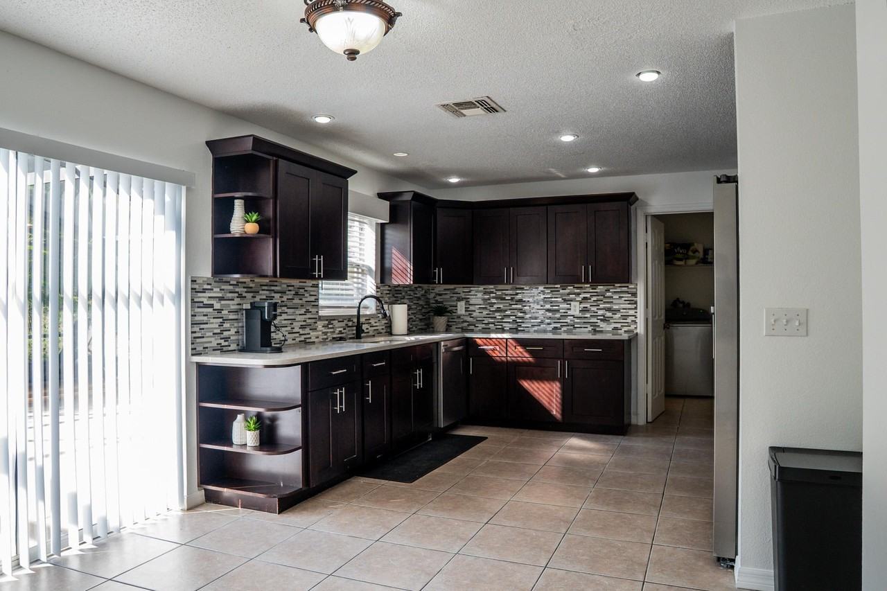 Skyridge Rd - Photo 3 of 12