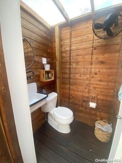 265 Cottage Walk - Photo 5 of 36