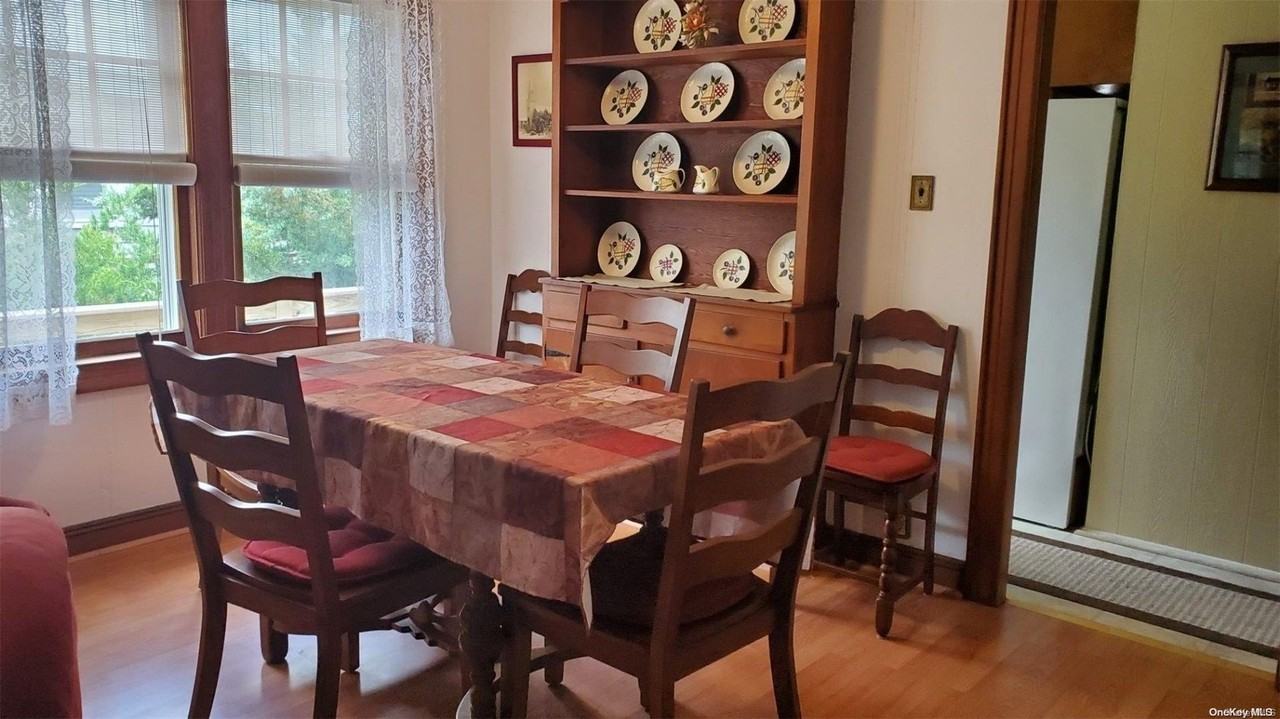 250 Cottage Walk - Photo 6 of 19