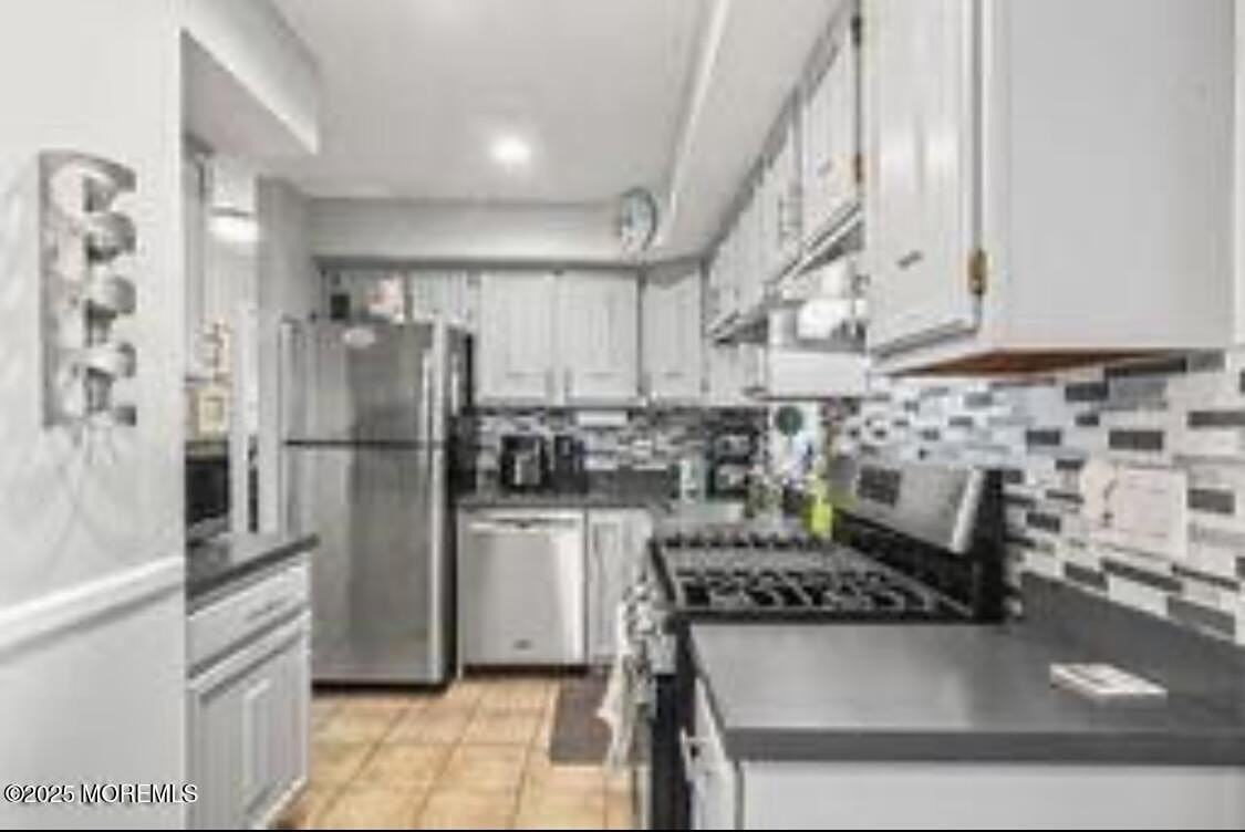 111 5th Ave Apt 7 #7 - Photo 7 of 10