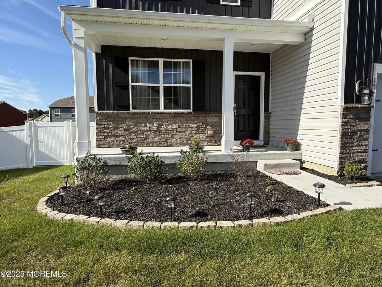 13 Outsail Ave - Photo 3 of 30