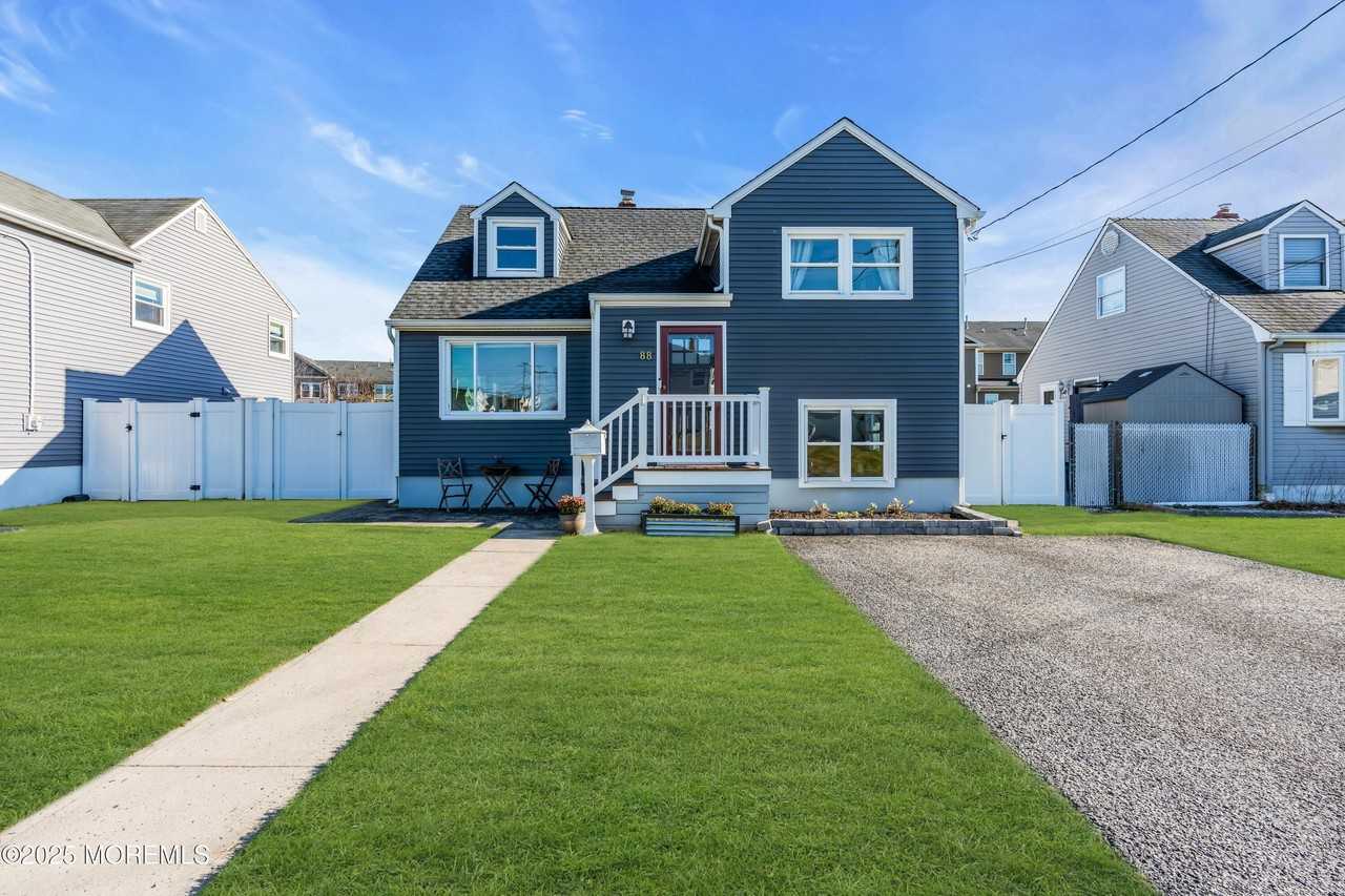 88 Ridge Ter - Photo 2 of 42