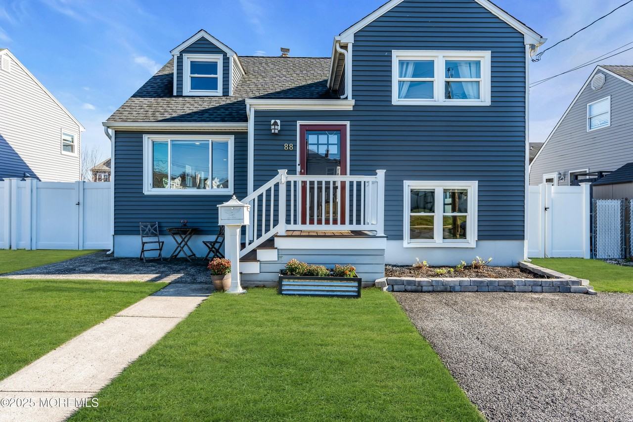 88 Ridge Ter - Photo 3 of 42