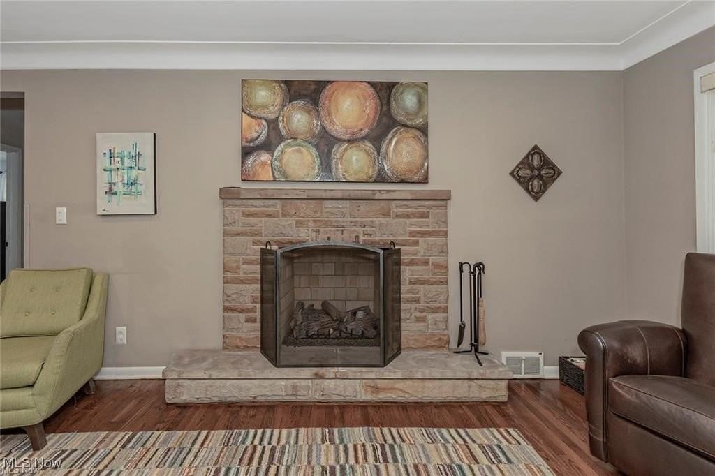 23910 Wimbledon Rd - Photo 4 of 35