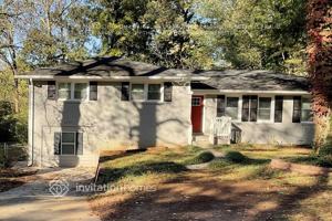 featured image of 5747 Woodland Drive